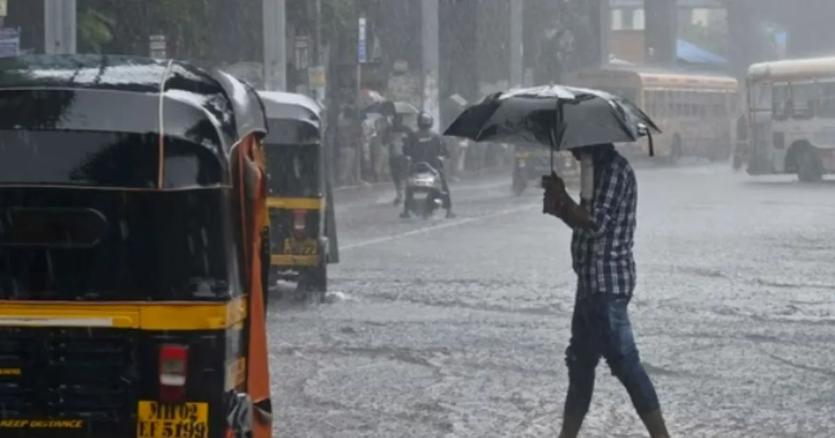 Heavy-Rainfall-at-Andheri-in-Mumbai-