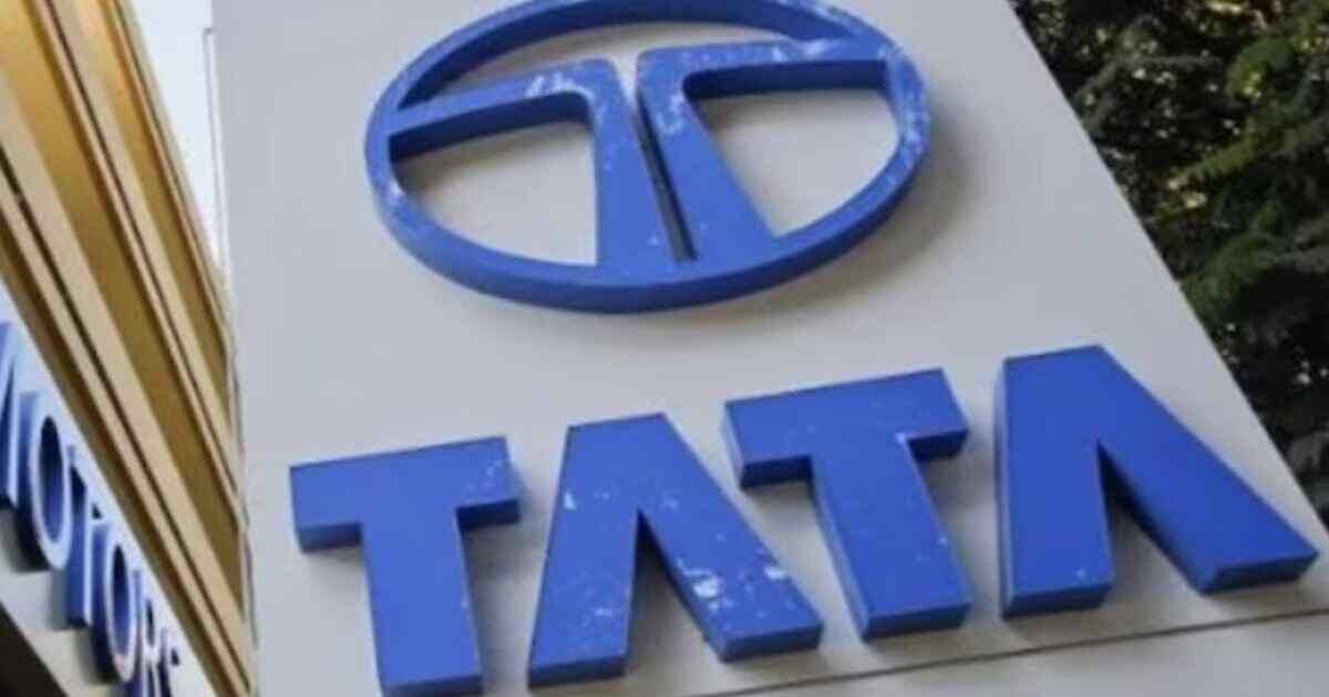TATA ने पेश की सबसे सस्ती इलेक्ट्रिक सनरूफ कार | जानीय किन फीचर्स के है साथ और क्या है कीमत